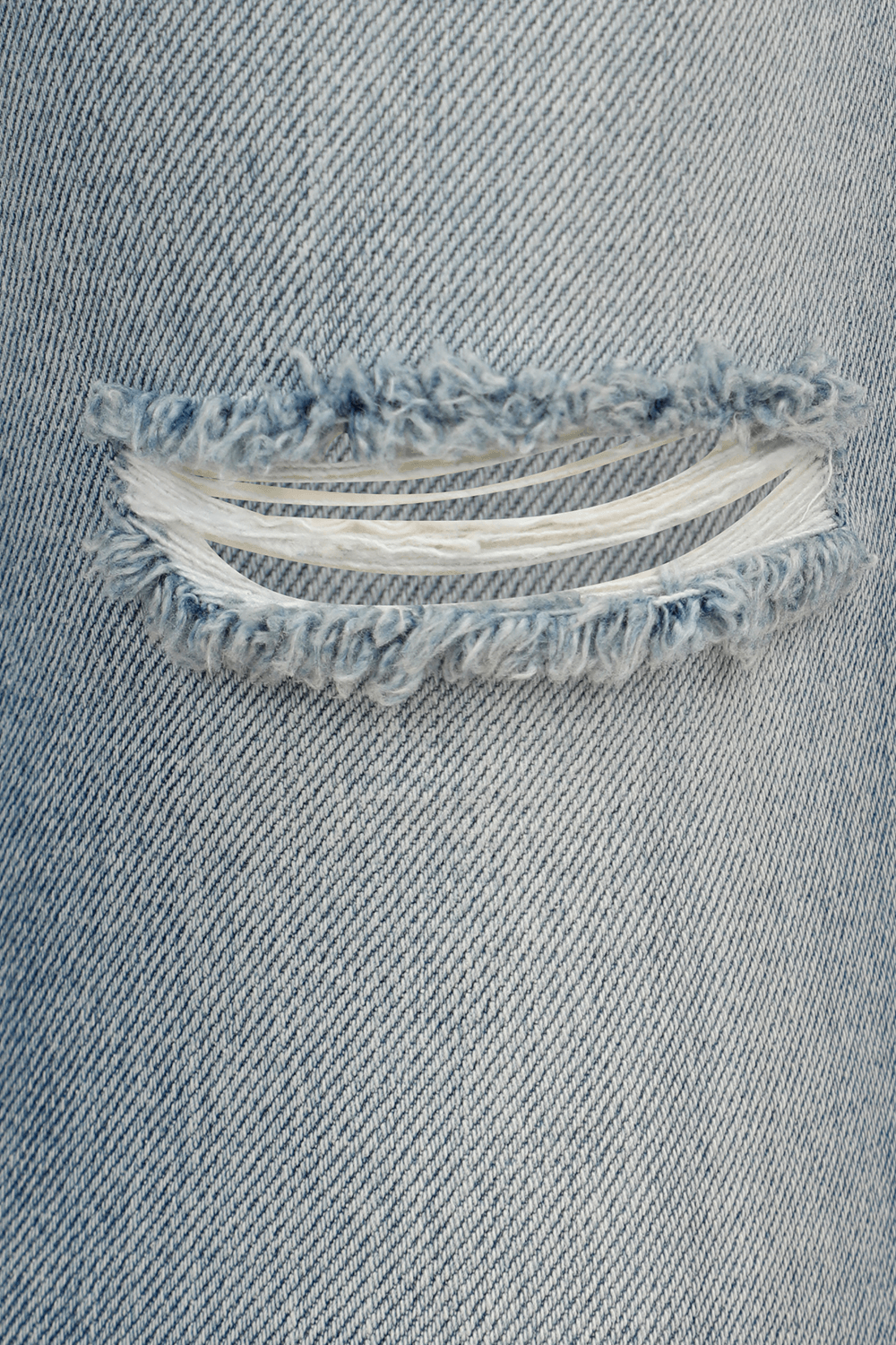 תמונת תקריב של Low Rise Skinny Jeans in Light Blue