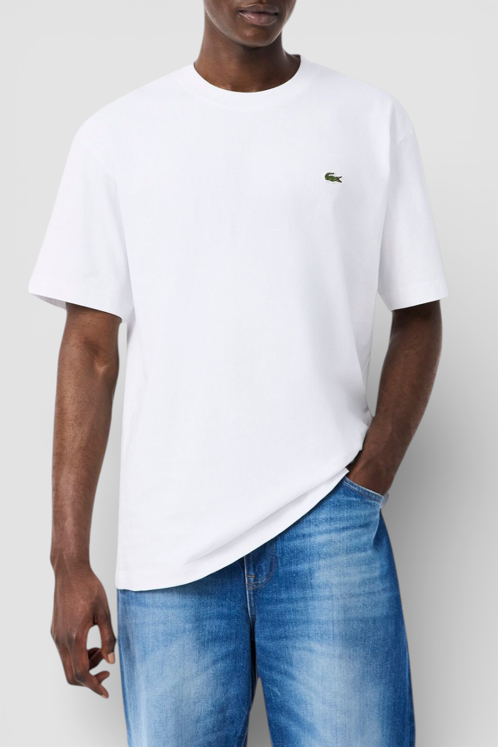 תמונת דוגמן קידמית של חולצת טי