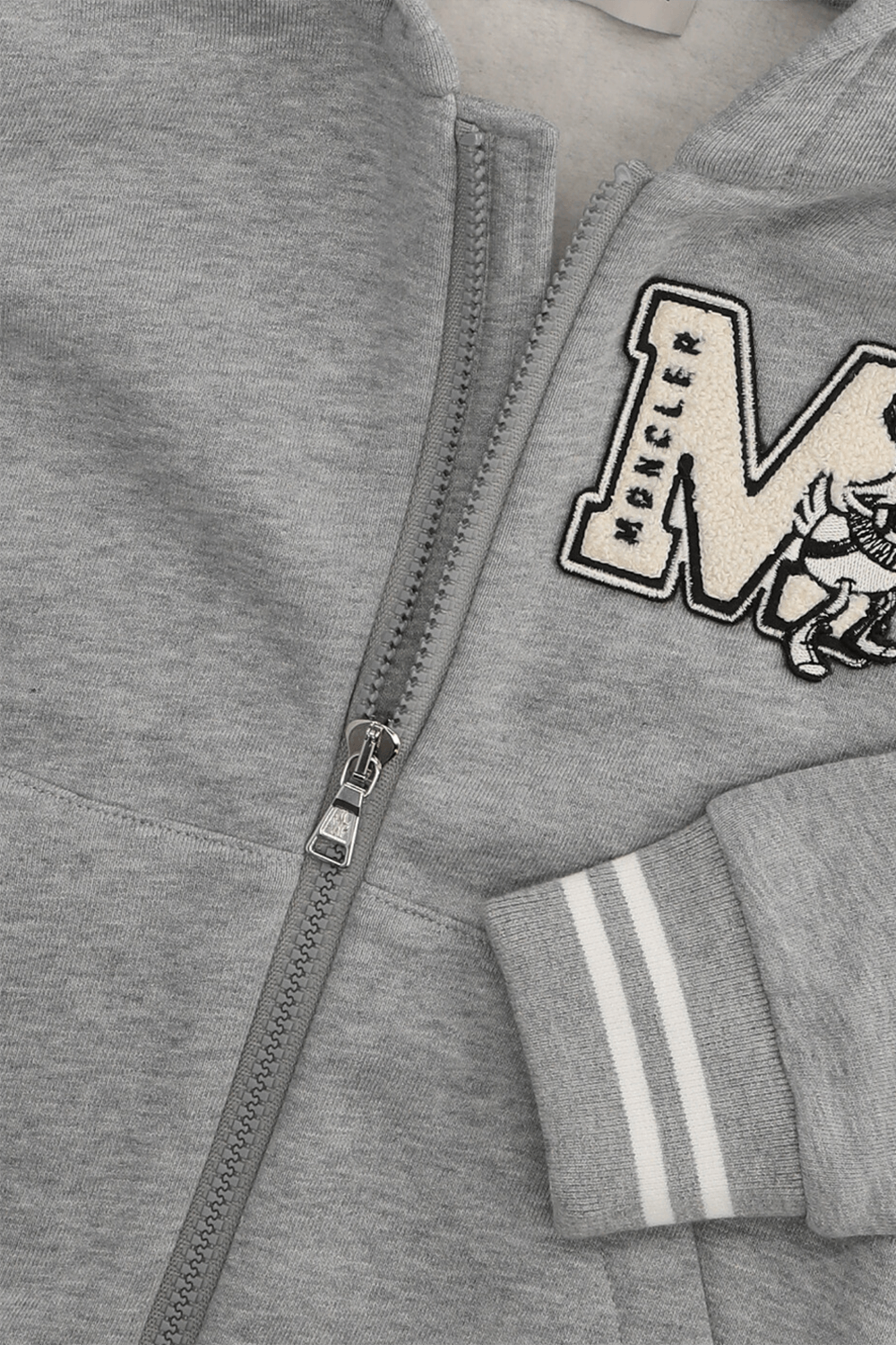 תמונת פנים של סט ספורטיבי- גילאי 4-6