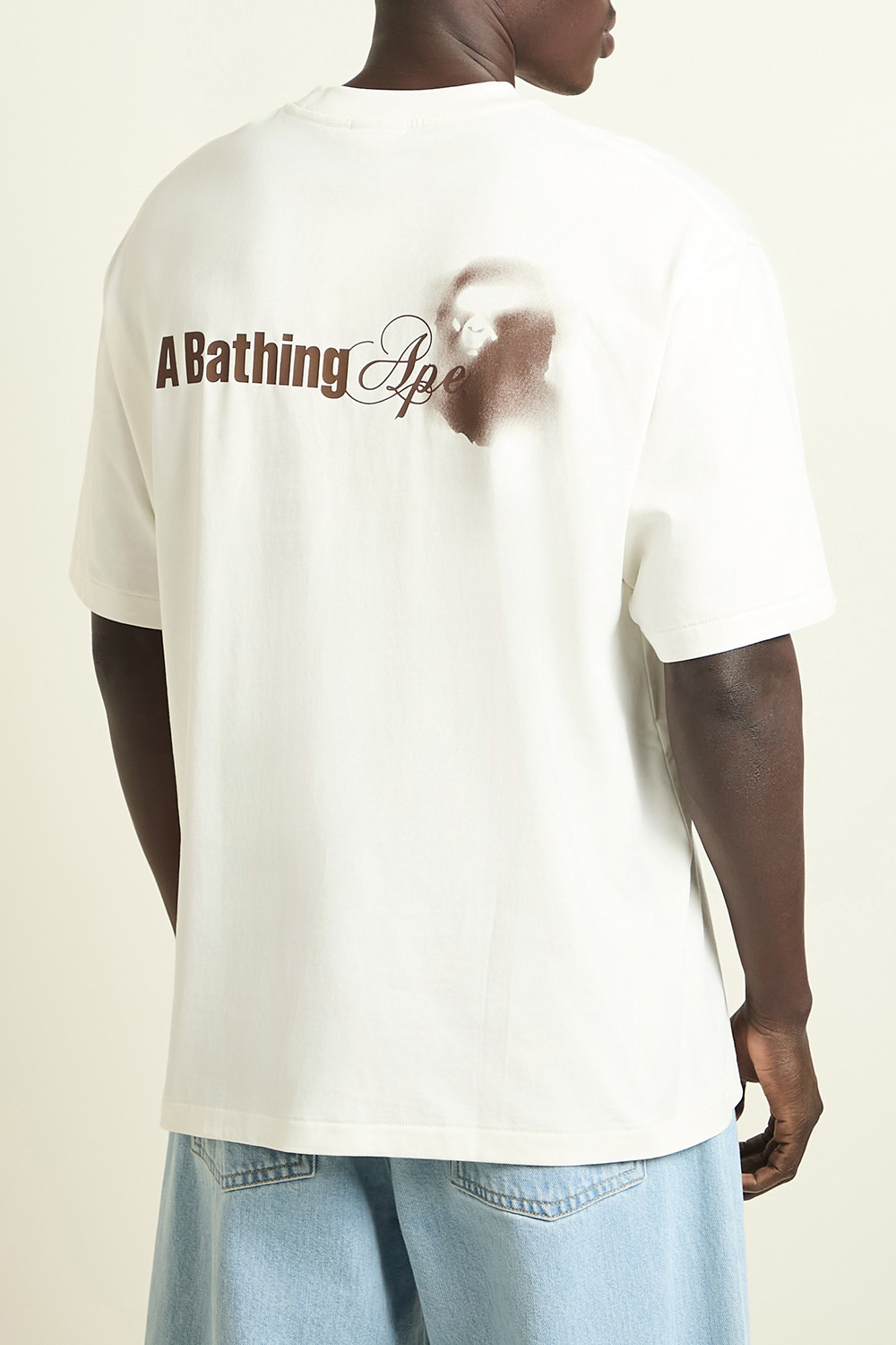 תמונת תקריב דוגמן של חולצת טי