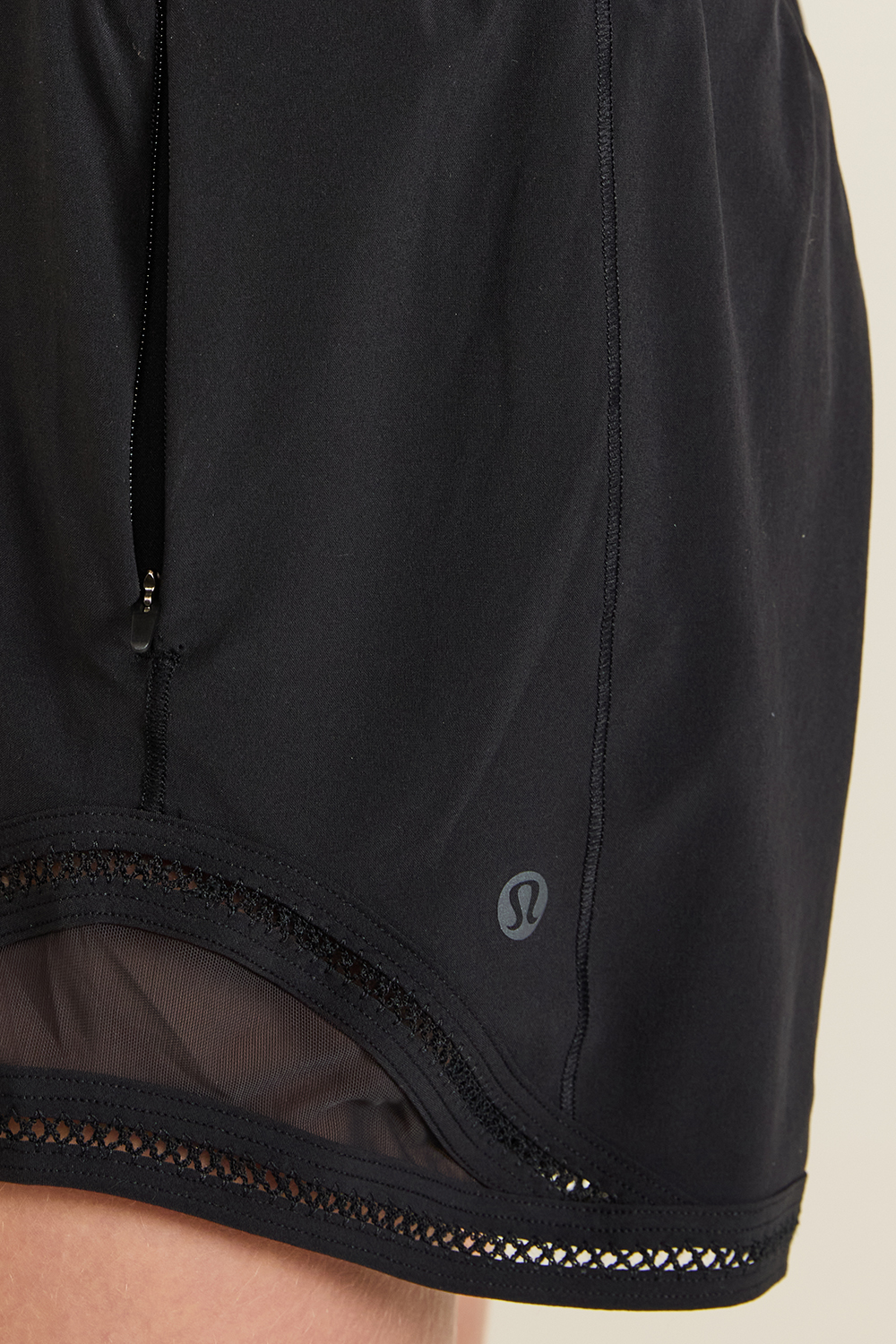 תמונת תקריב דוגמן של Hotty Hot HR Short 4 *Lace Trim