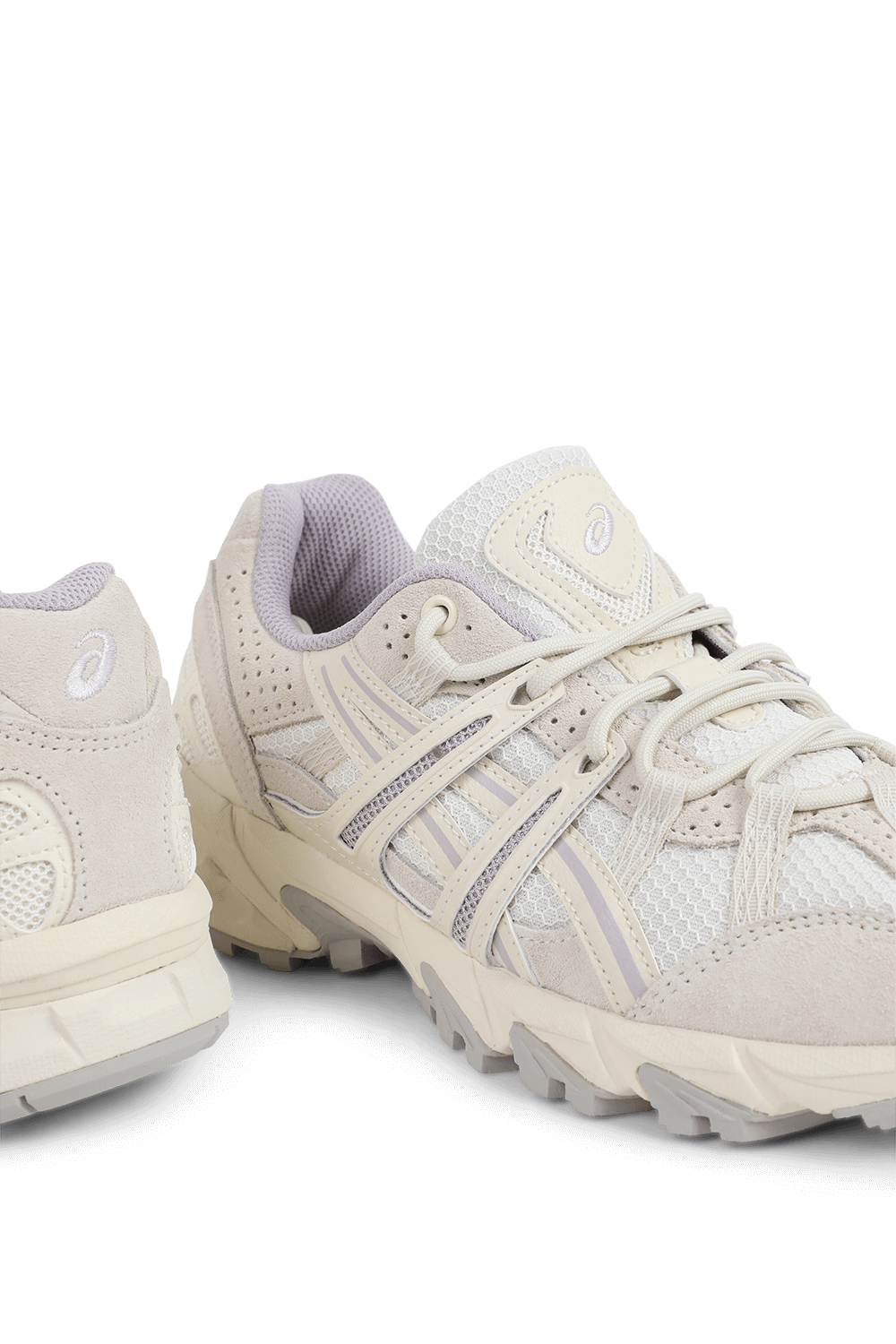 תמונת תקריב של נעלי ריצה ג'ל סונומה 15-50