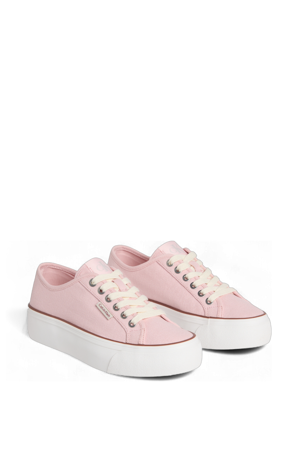 תמונת פנים של נעלי סניקרס