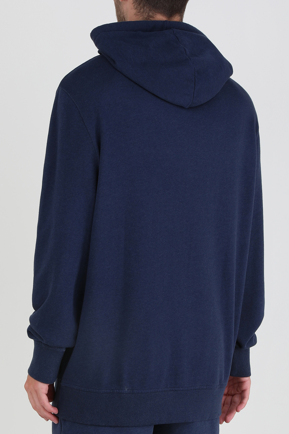 תמונת דוגמן אחורית של סווטשירט קפוצ'ון מכותנה