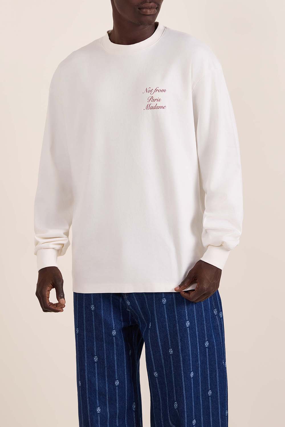 תמונת דוגמן קידמית של חולצת טי שרוול ארוך