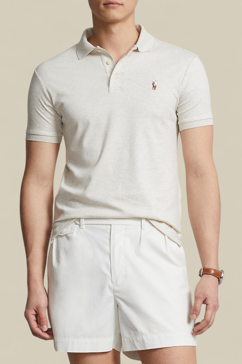 תמונת דוגמן קידמית של חולצת פולו