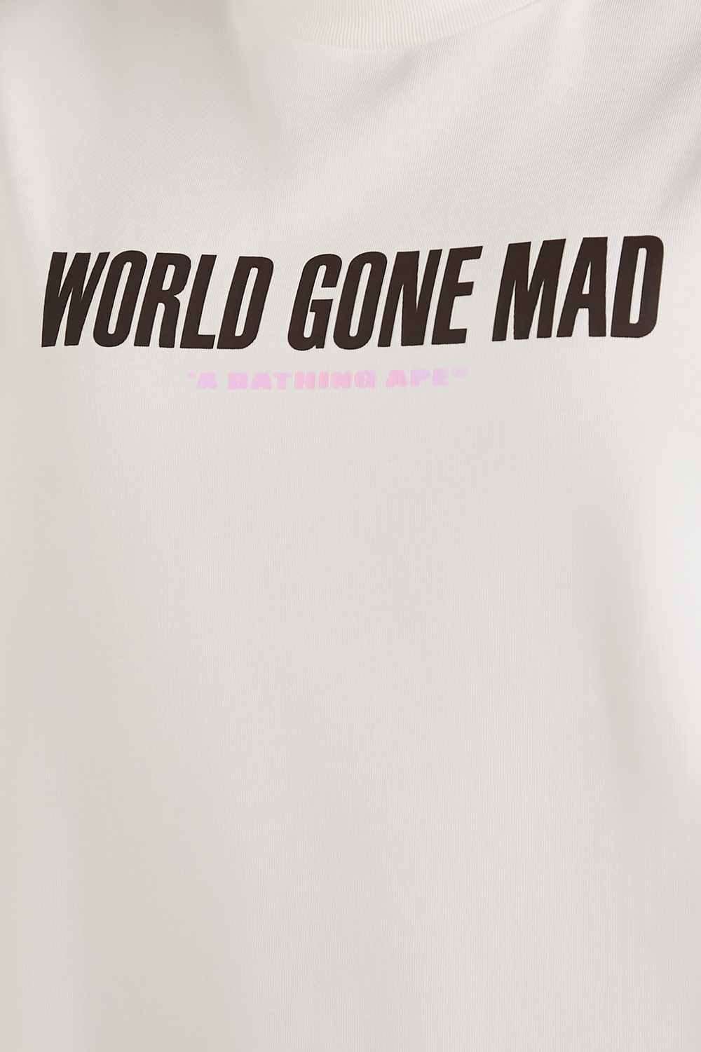 תמונת דוגמן אחורית של חולצת טי