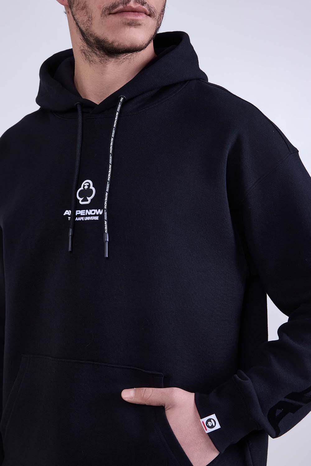 תמונת תקריב דוגמן של קפוצ'ון כותנה