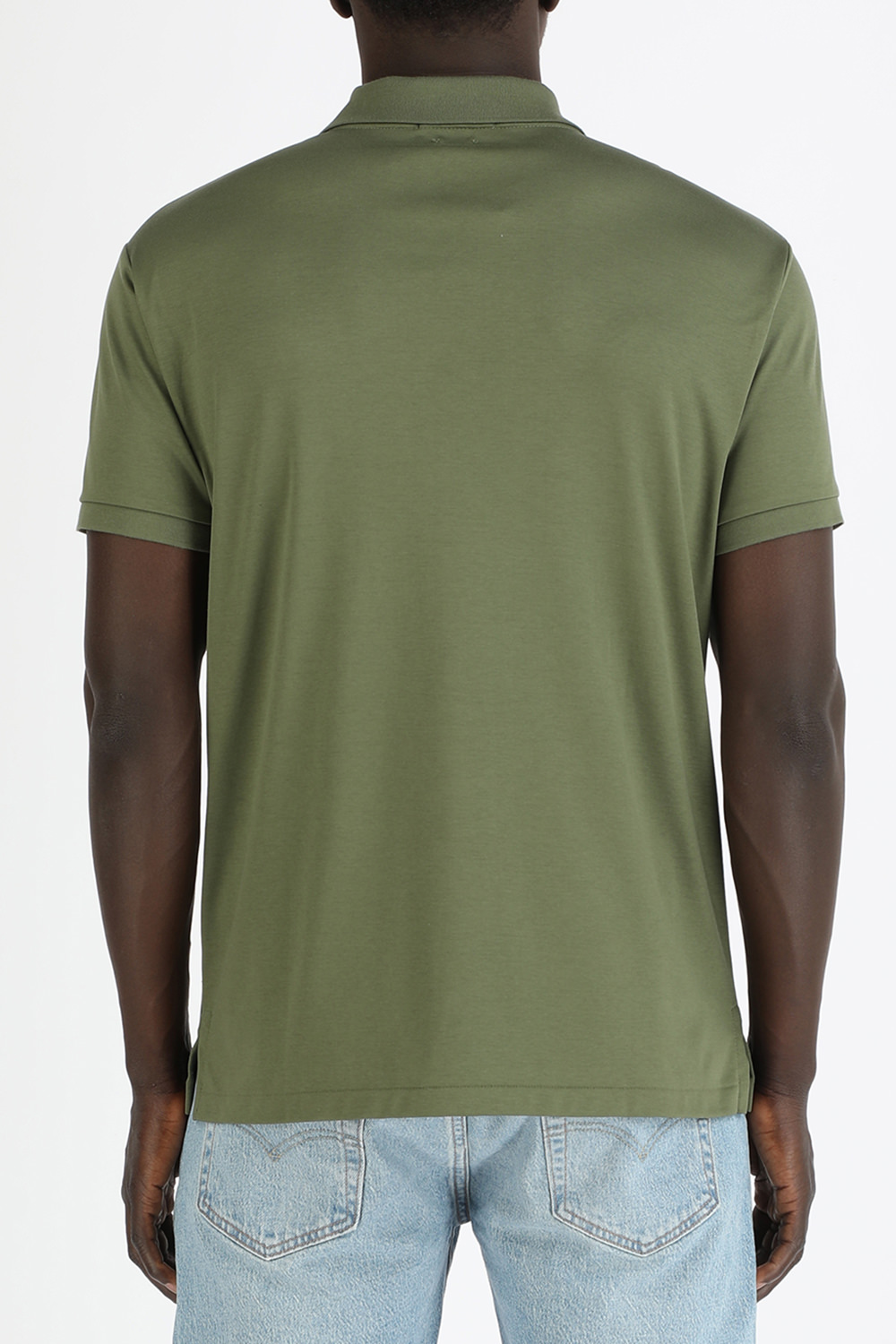 תמונת דוגמן אחורית של Classic Short Polo Shirt in Green