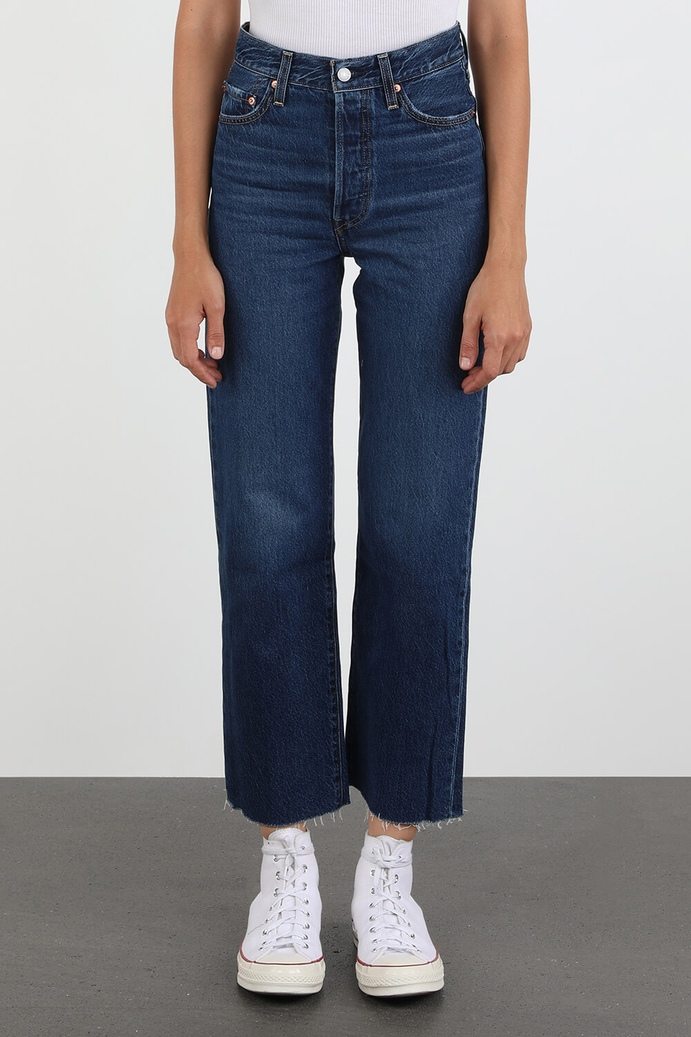 תמונת דוגמן קידמית של מכנסי ג'ינס ריבקייג' בגוול כחול כהה