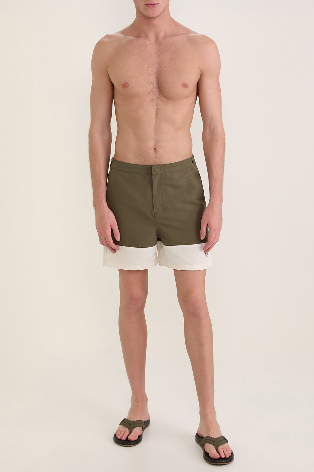 תמונת דוגמן קידמית של כפכפי אצבע פאנטום