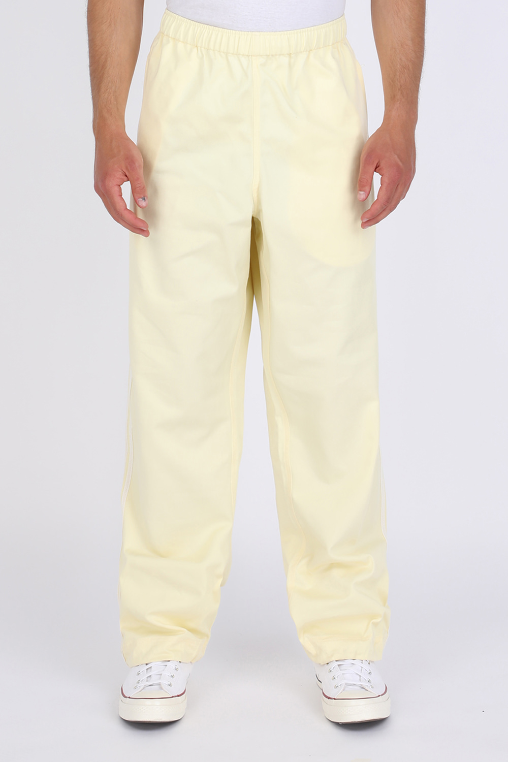 תמונת דוגמן קידמית של adidas Wales Bonner Gabardine Track Pants