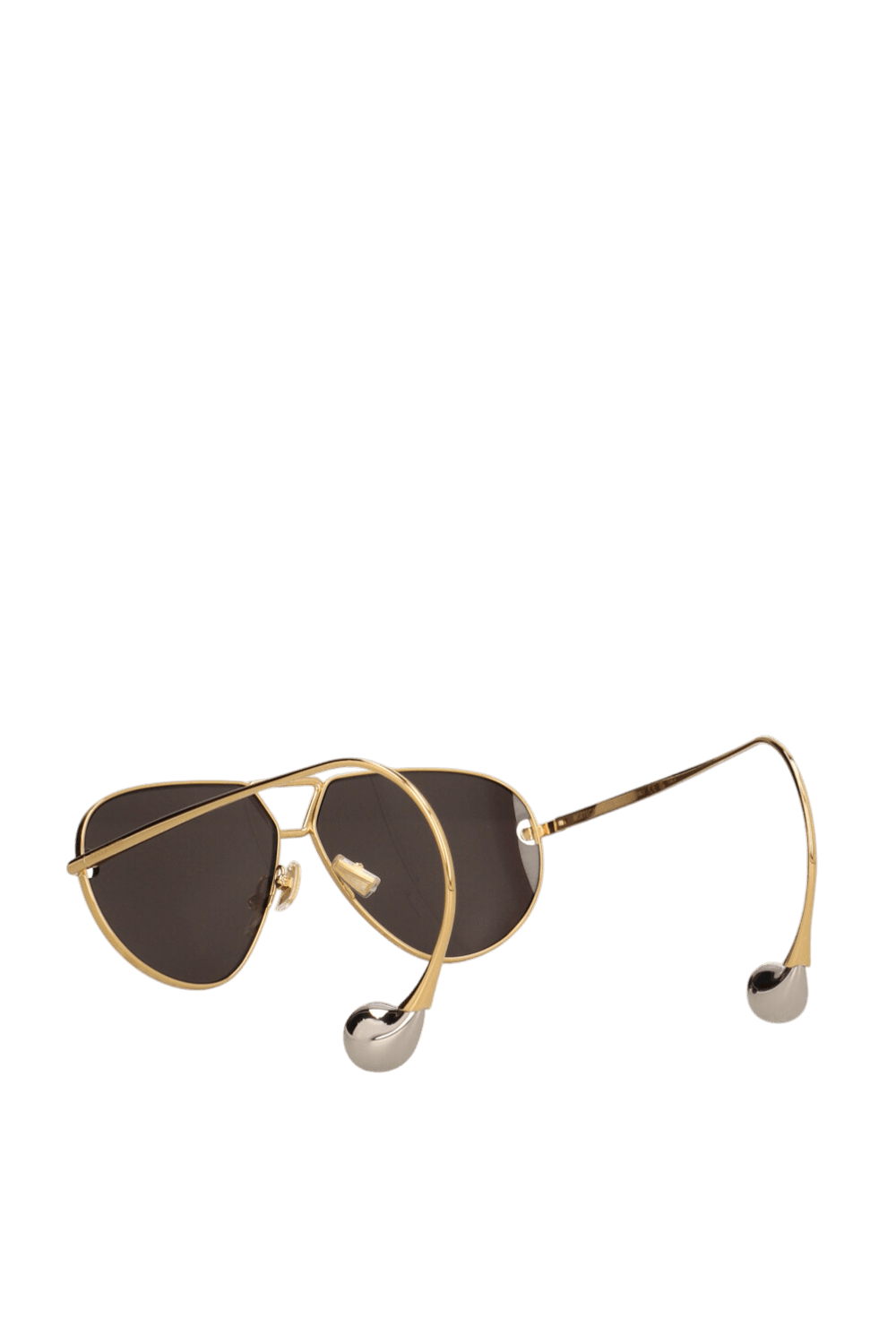 תמונה אחורית של משקפי שמש