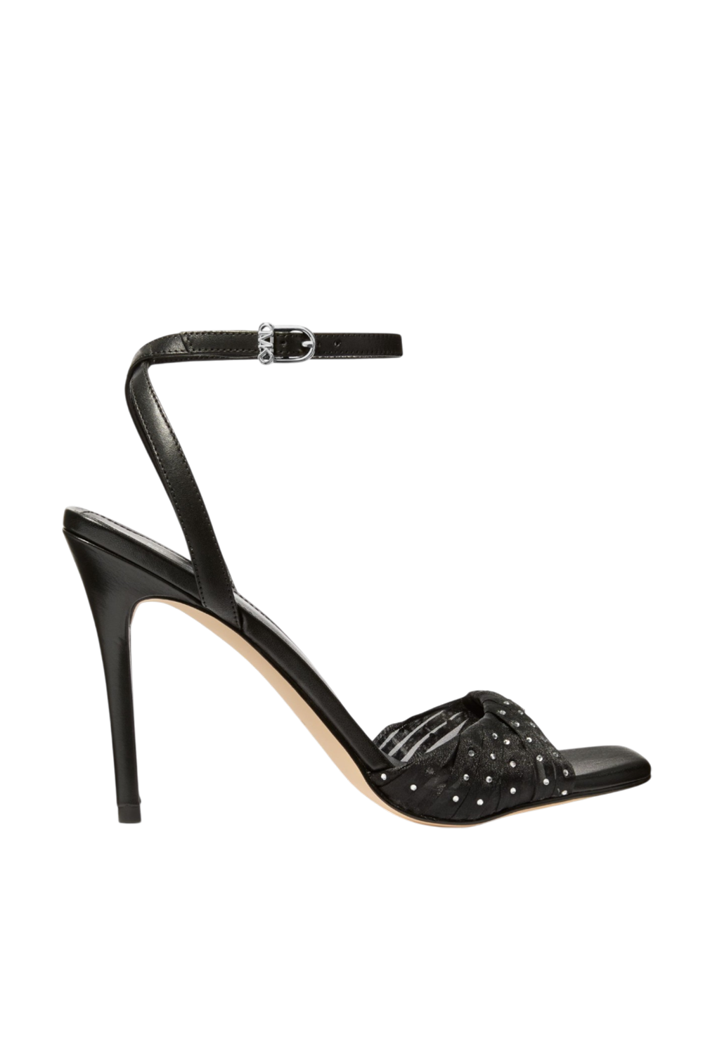 תמונה קידמית של סנדלי עקב