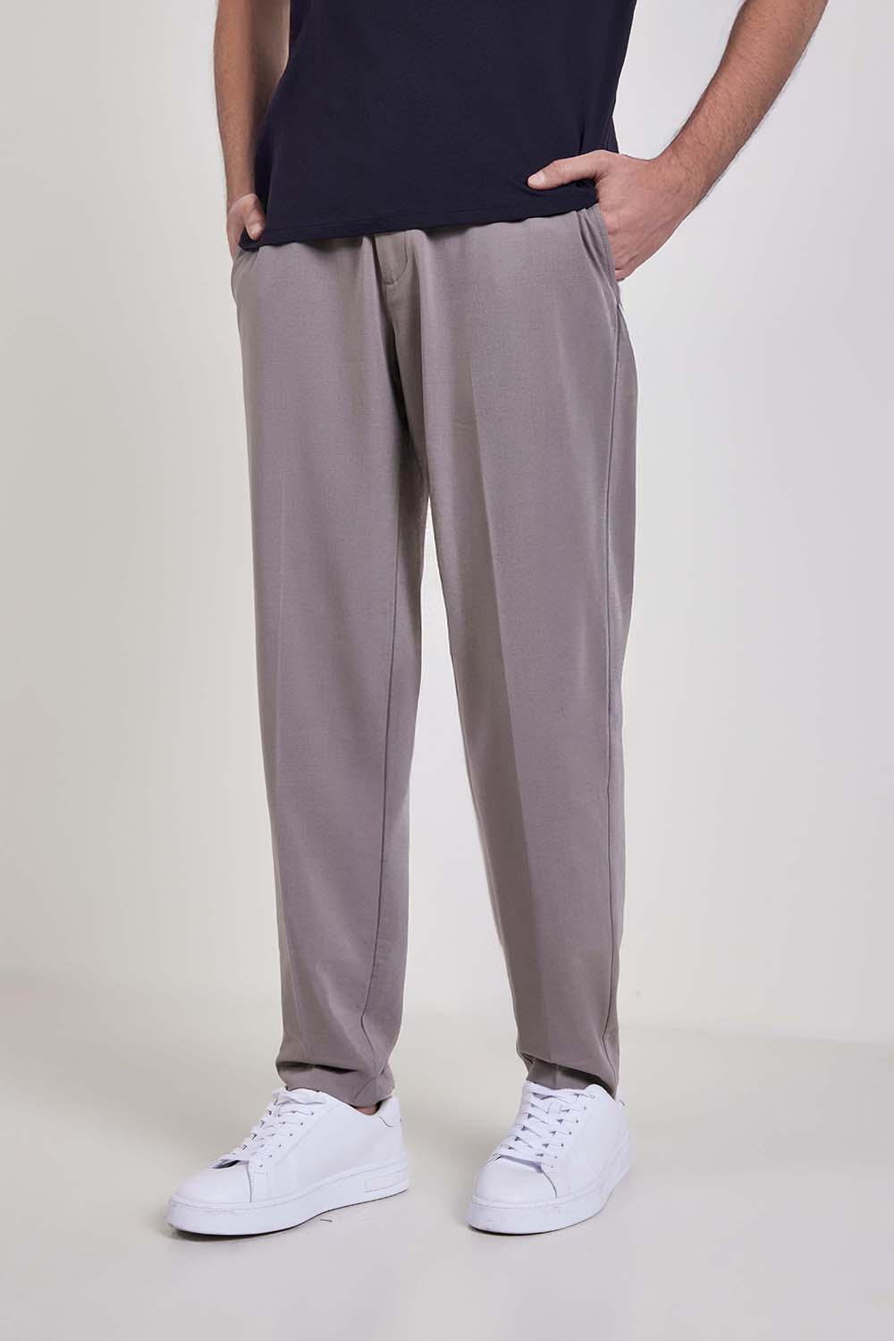 תמונת דוגמן קידמית של מכנסי צ&rsquo;ינו