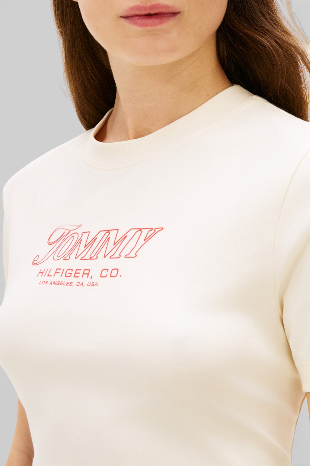 תמונת תקריב דוגמן של חולצת טי