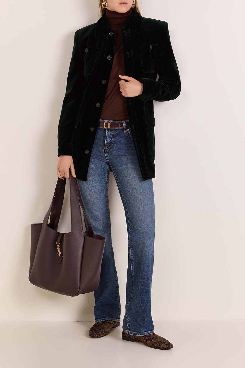 תמונת דוגמן קידמית של תיק כתף לה 5 A 7