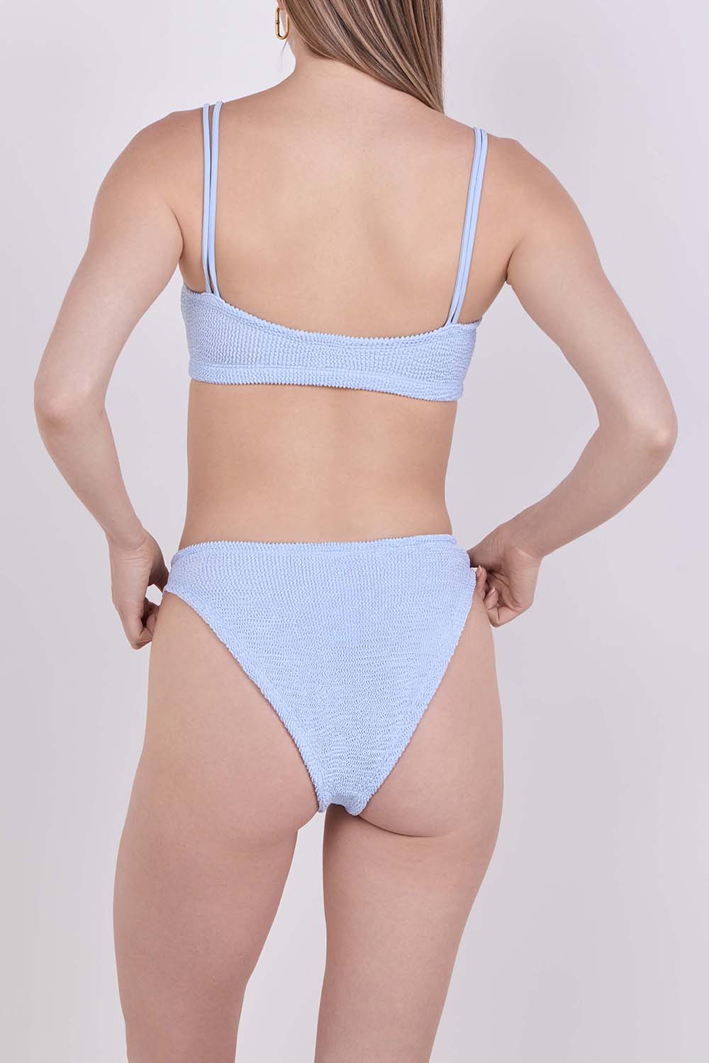 תמונת דוגמן אחורית של טופ ביקיני