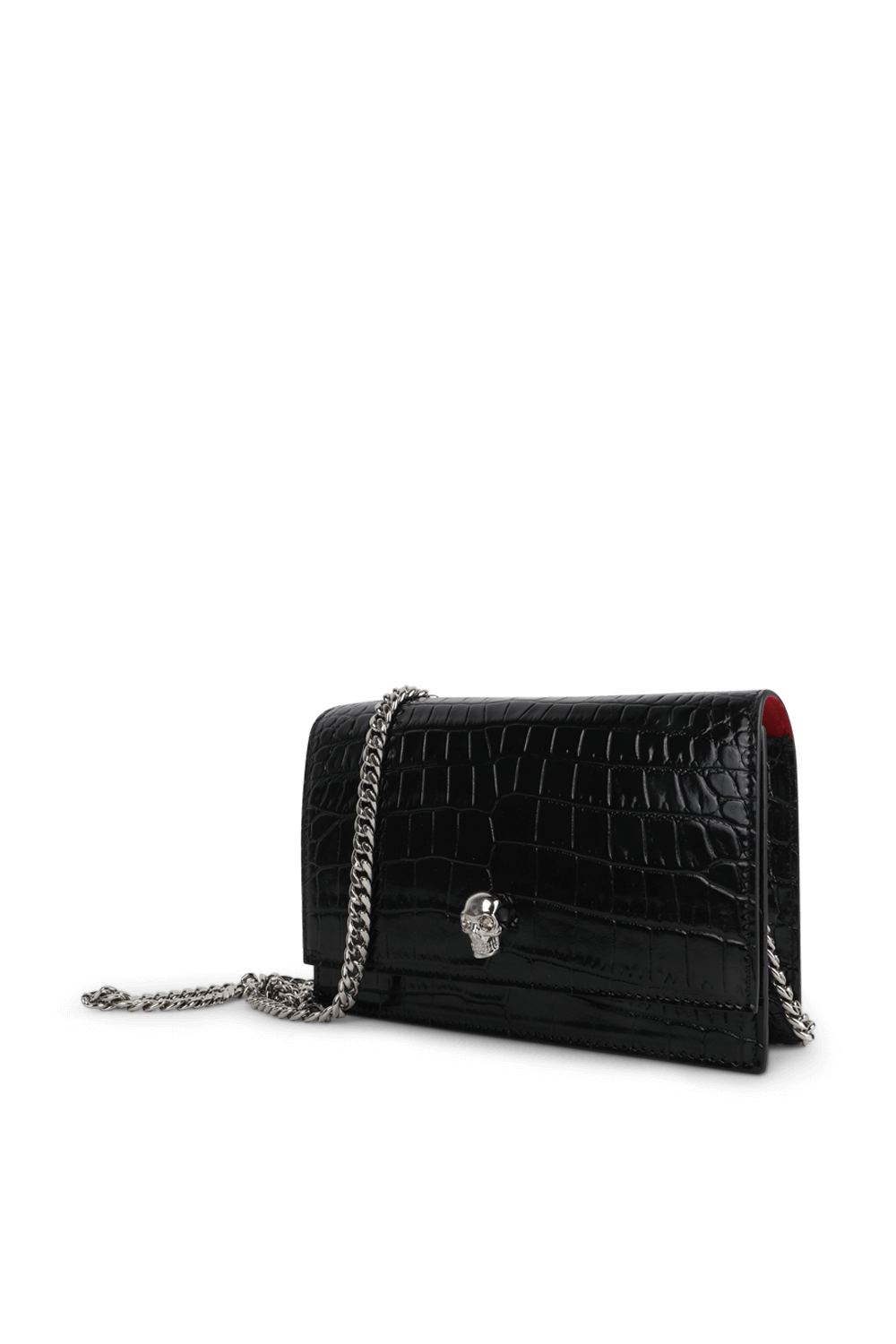 תמונת תקריב של תיק גולגולת שחור בגודל קטן