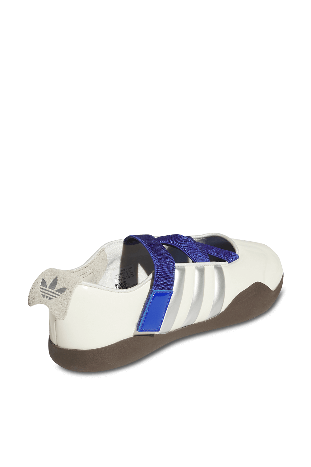 תמונת תקריב של אדידס X קלוט קרולין הו נעלי בלרינה טאקוונדו