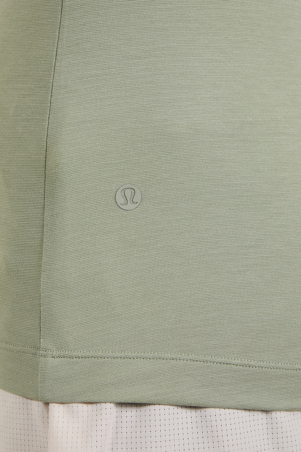 תמונת תקריב דוגמן של Evolution Short-Sleeve Polo Shirt