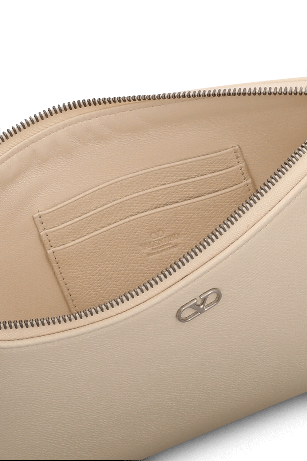 תמונת פנים של תיק קלאץ`