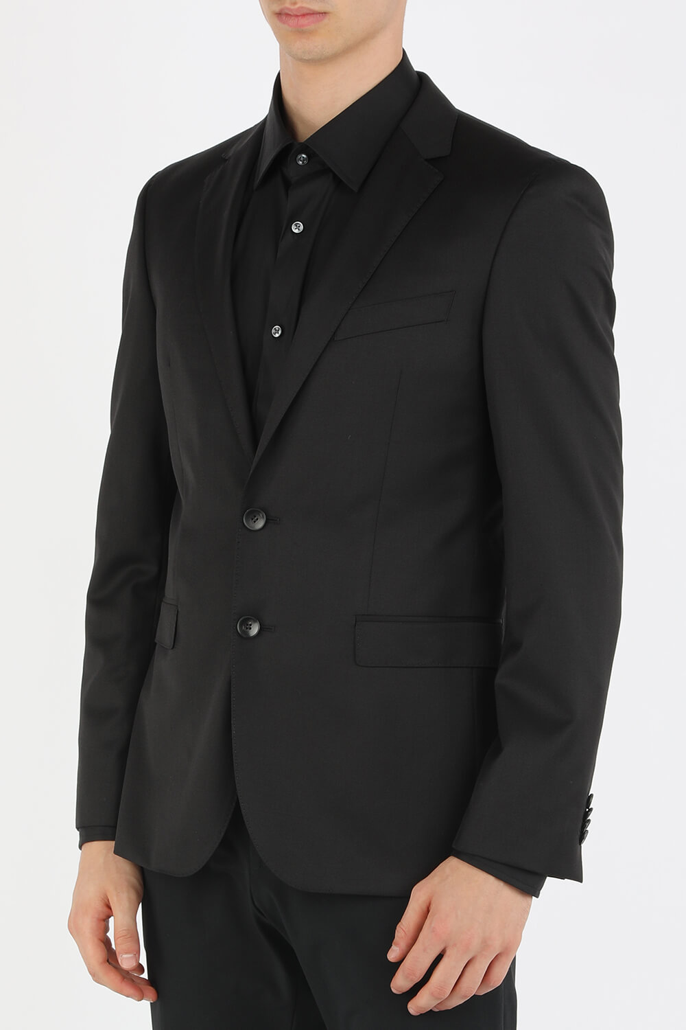 תמונת דוגמן קידמית של Ryan Slim Blazer in Black