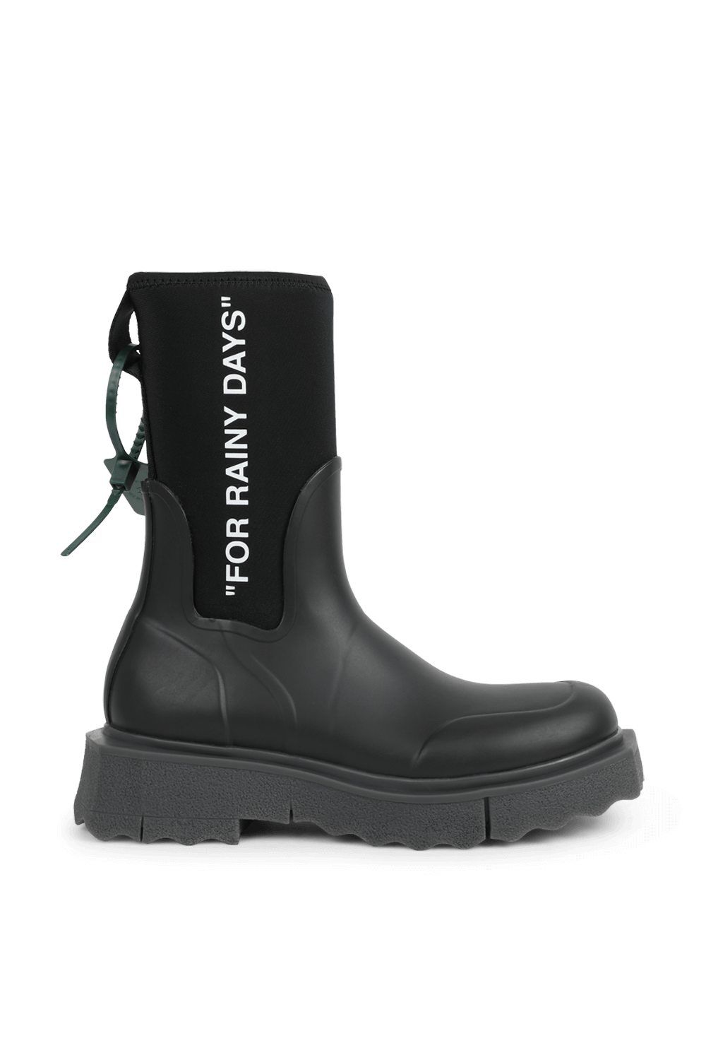 תמונה קידמית של מגפוני גומי