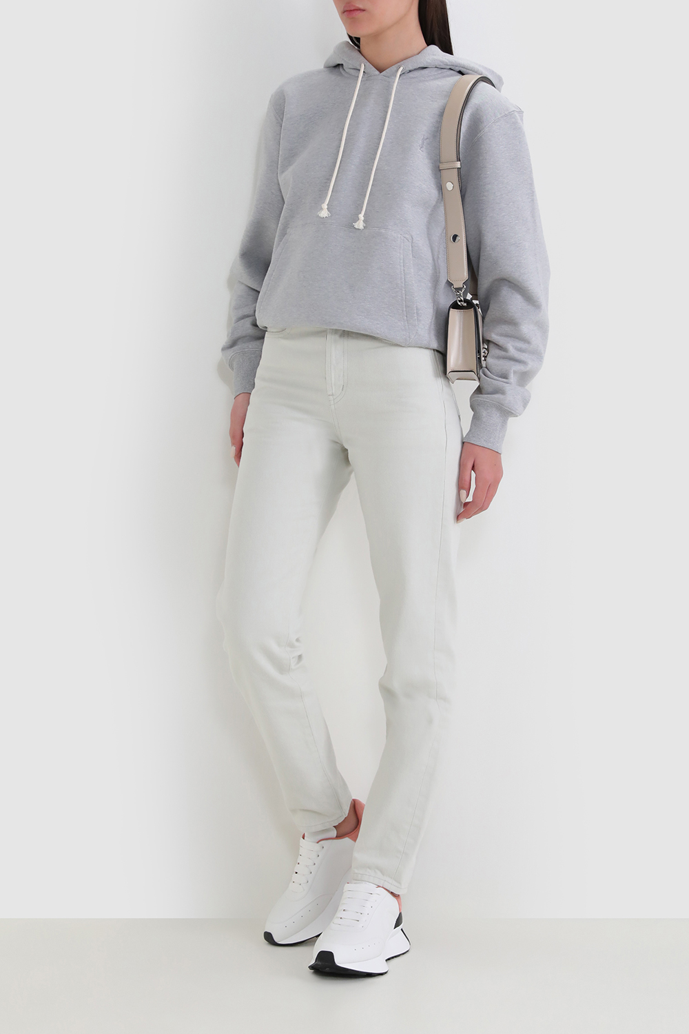 תמונת דוגמן קידמית של נעלי סניקרס ספרינט ראנר