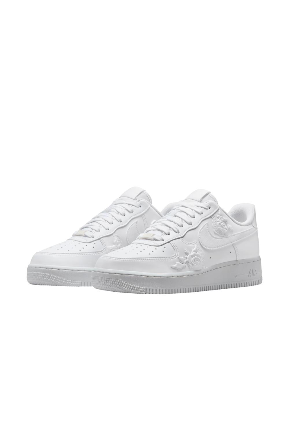 תמונת תקריב של נעלי סניקרס אייר פורס 1 07'