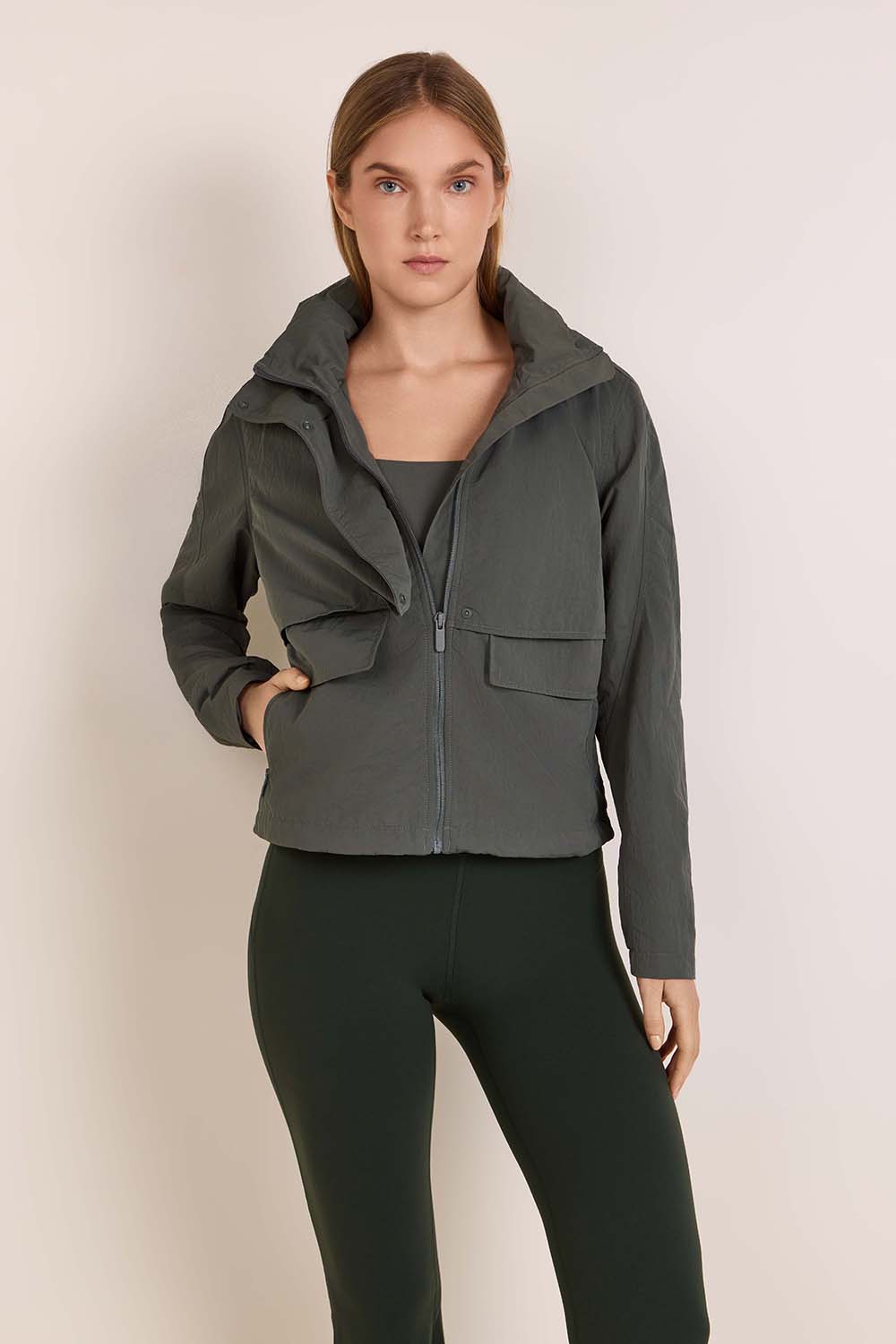 תמונת דוגמן קידמית של Always Effortless Jacket