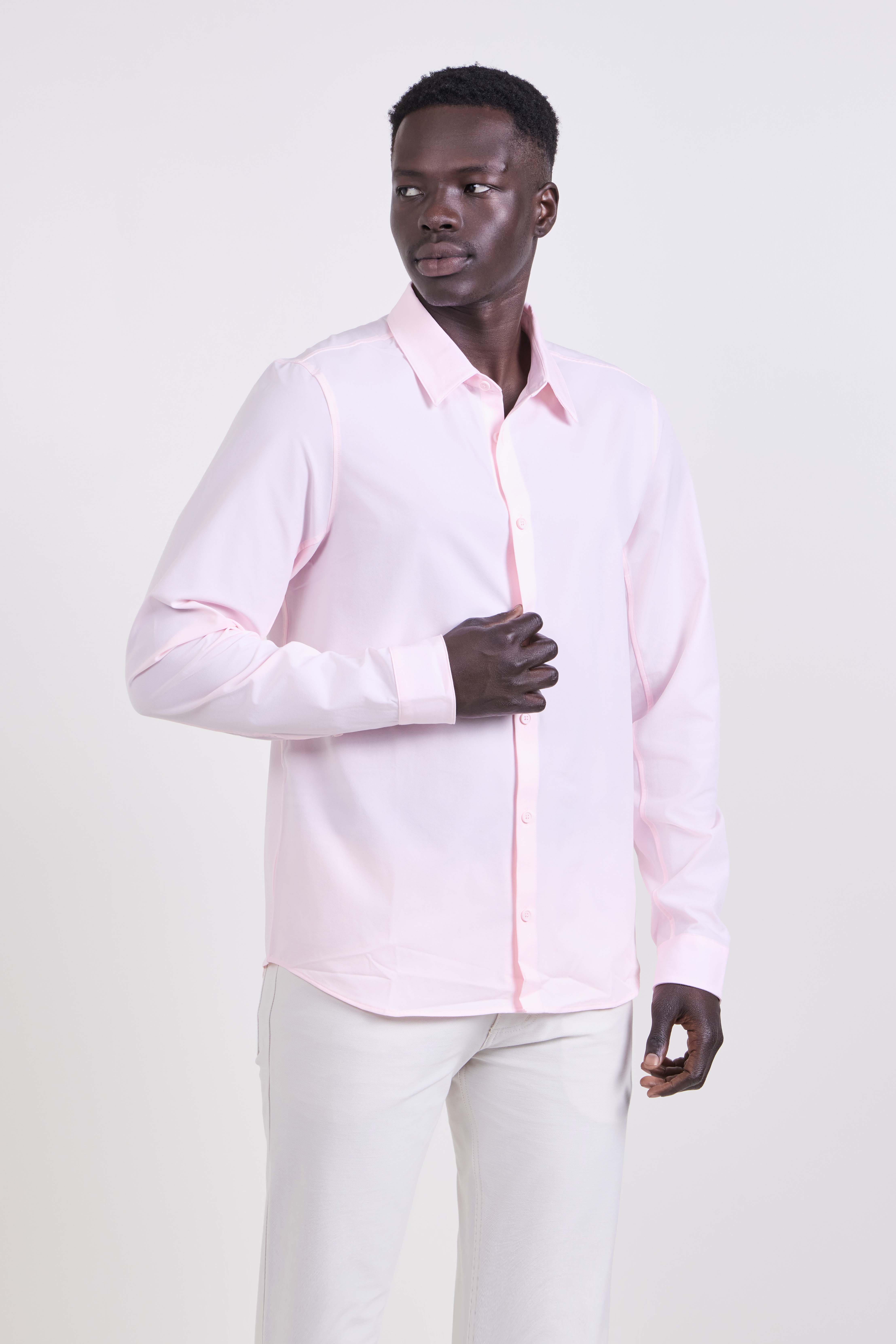 תמונת דוגמן קידמית של New Venture Slim-Fit Long-Sleeve Shirt