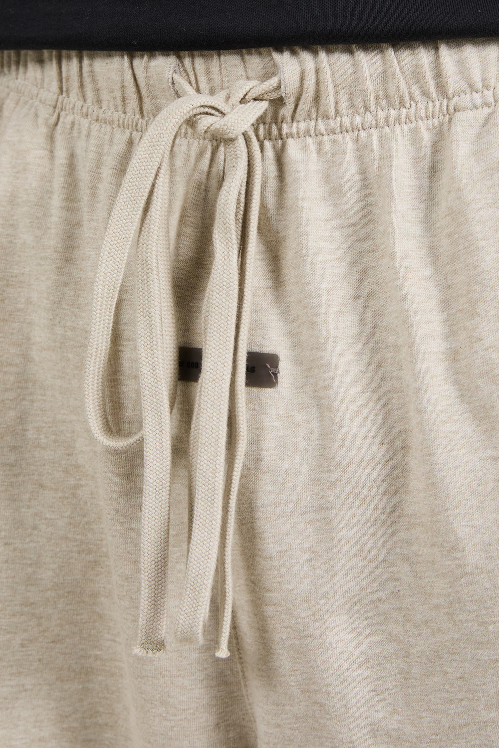 תמונת דוגמן אחורית של מכנסיים קצרים