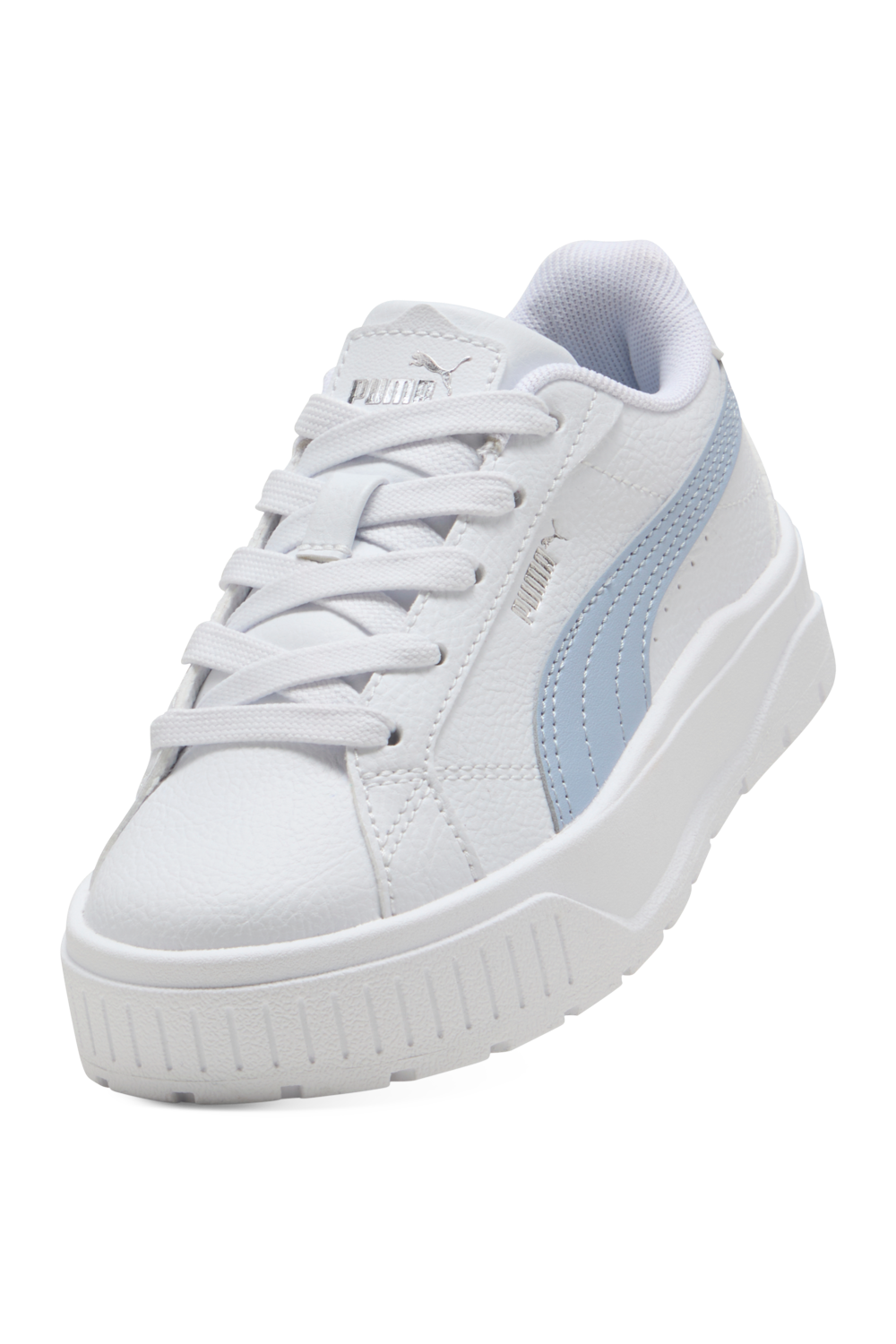 תמונת פנים של נעלי סניקרס