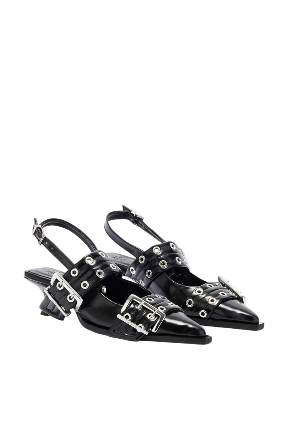 תמונה אחורית של נעלי עקב קיטן