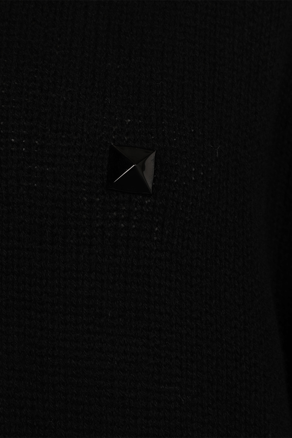 תמונה אחורית של סוודר ארוך מצמר