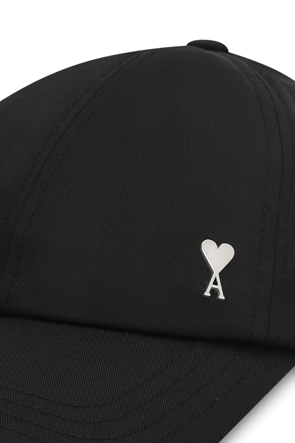 תמונת תקריב של כובע מצחייה