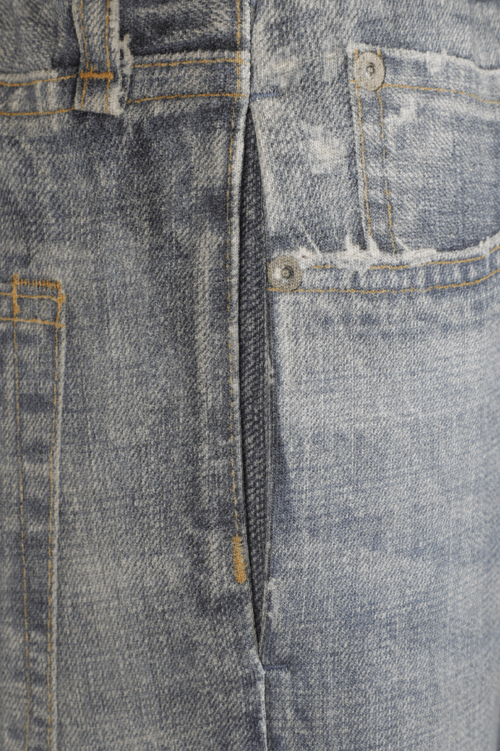 תמונה אחורית של Miramar Sweatpants in Glass Hill