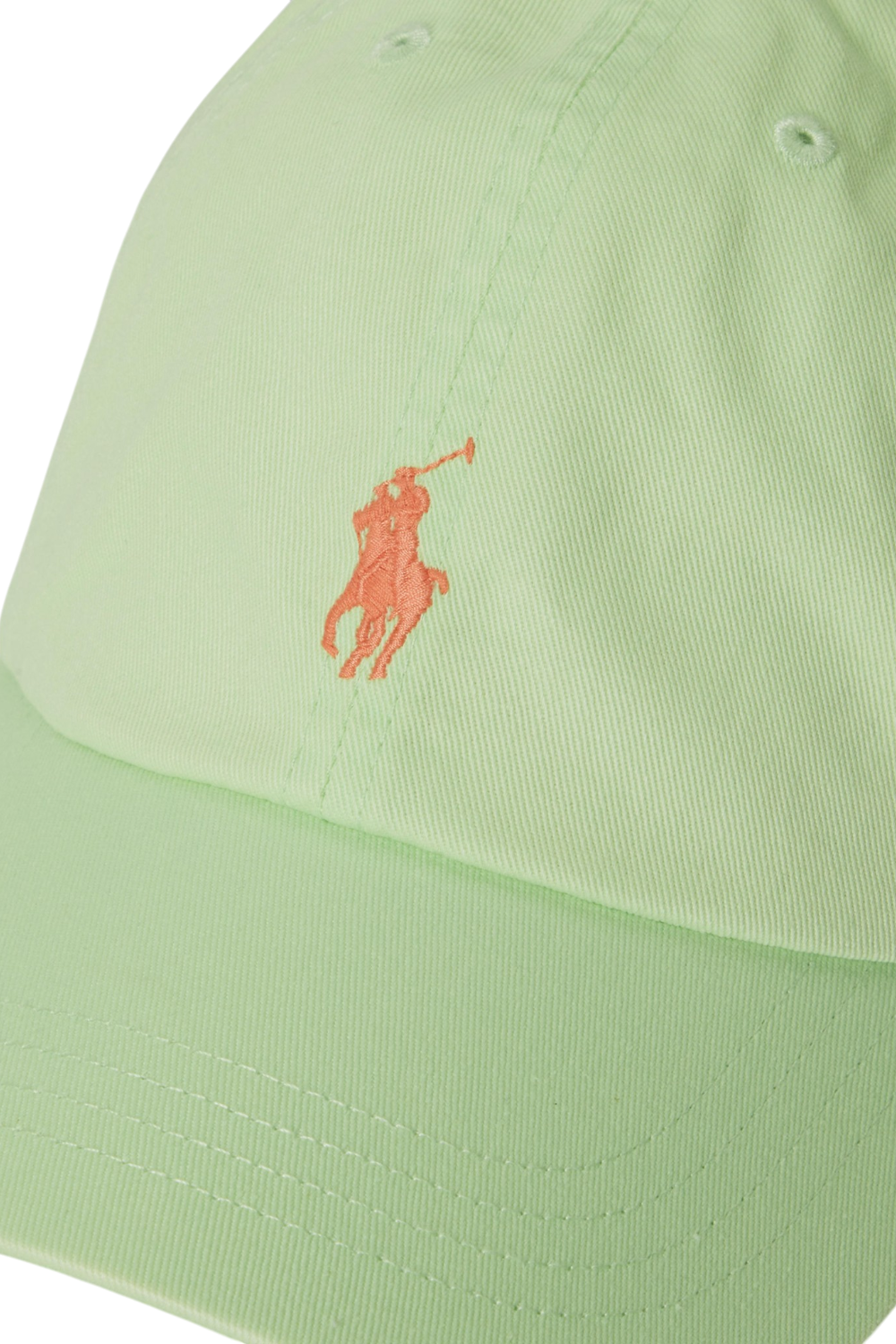 תמונת תקריב של כובע מצחייה