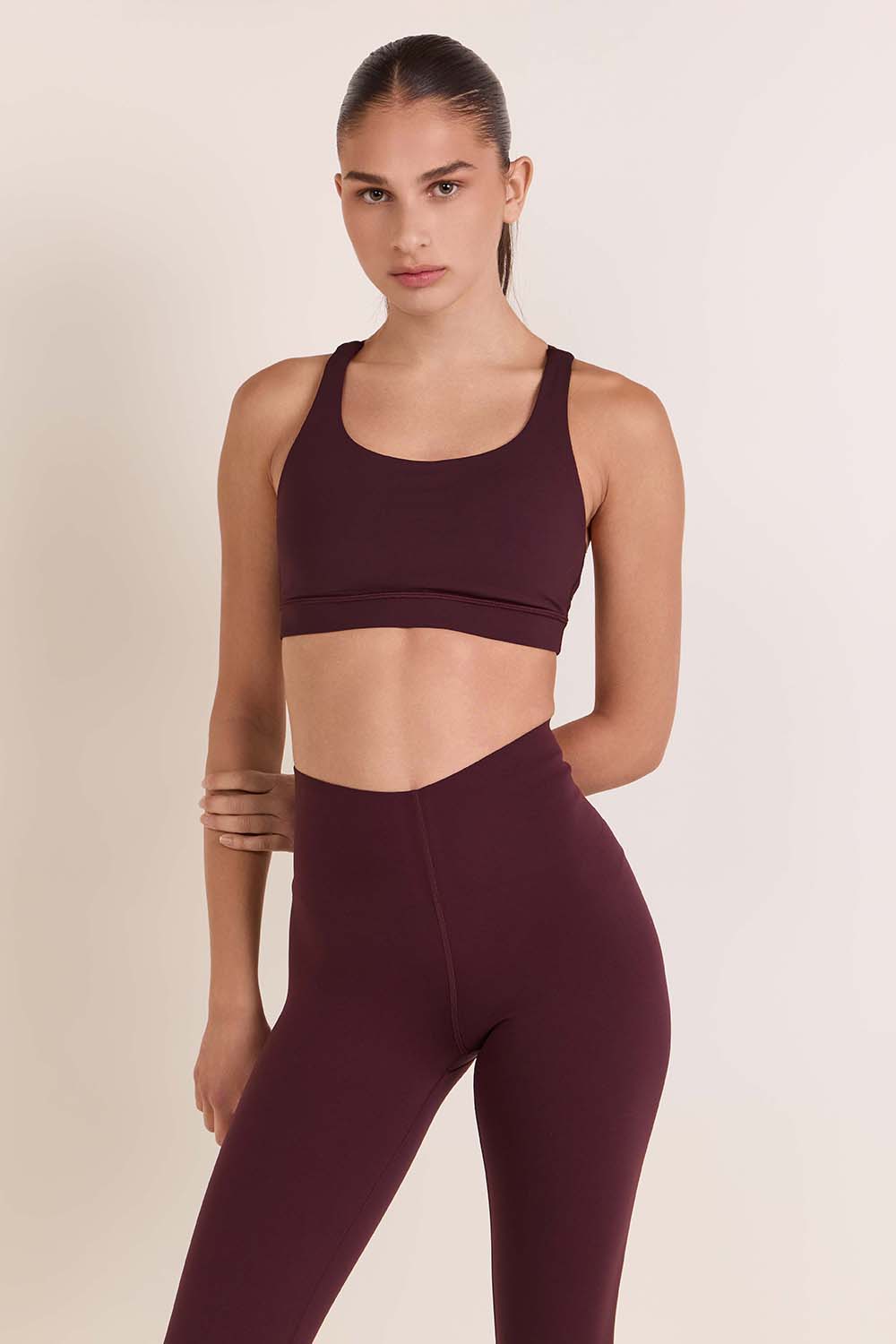 תמונת דוגמן קידמית של Energy Bra