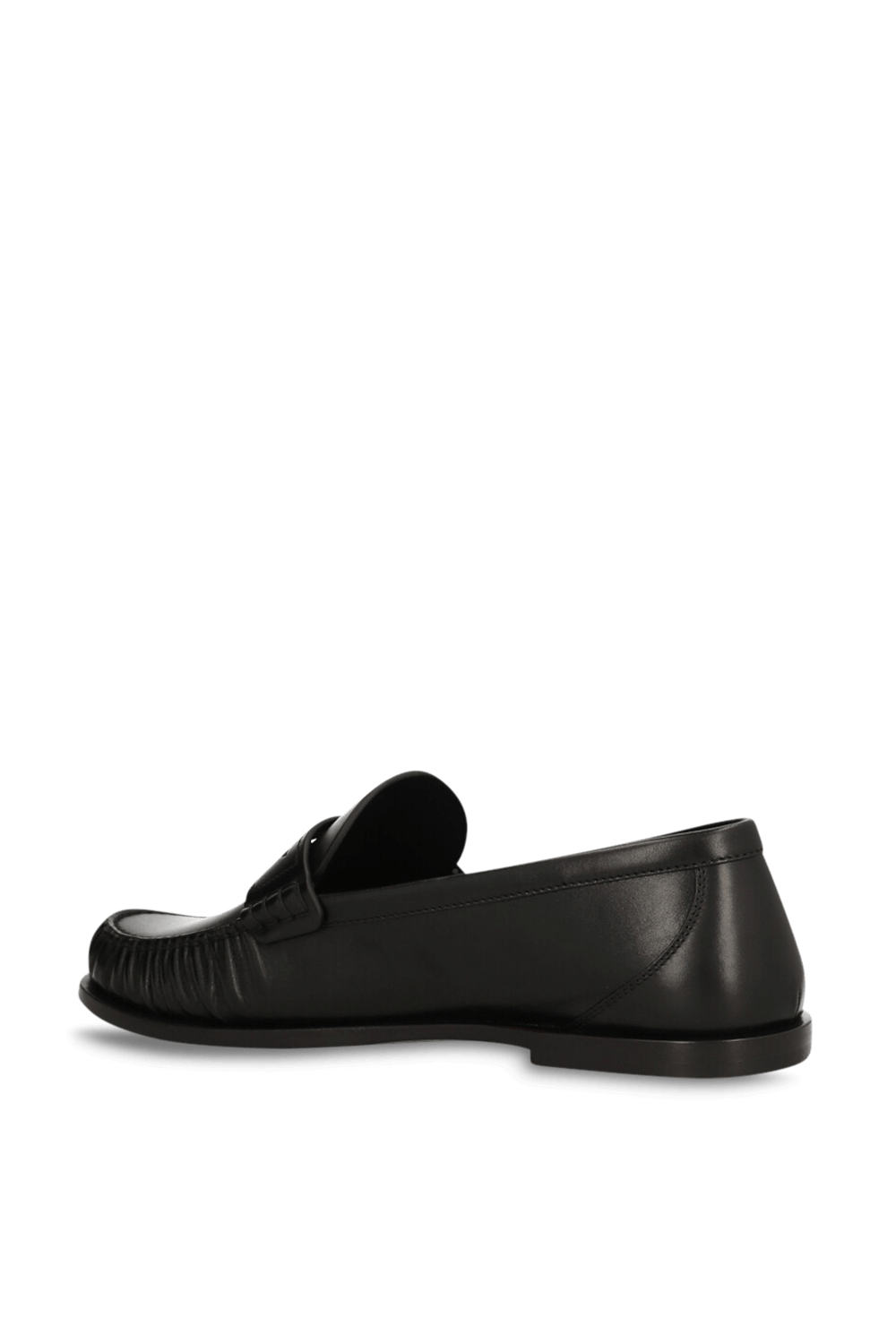 תמונה אחורית של נעלי מוקסינים