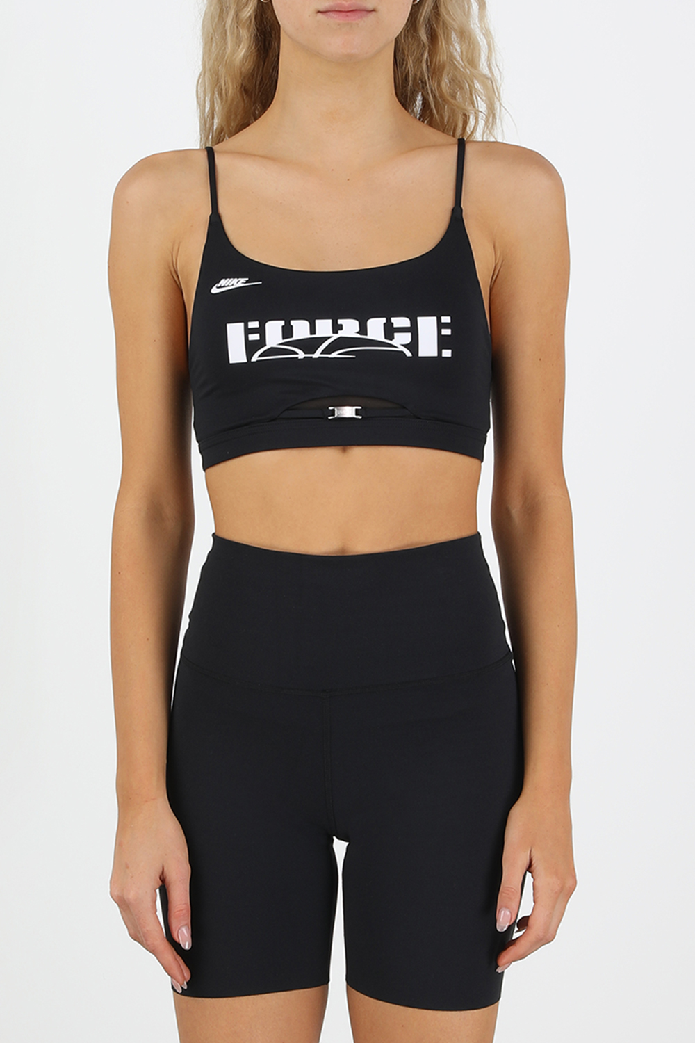 תמונת דוגמן קידמית של Nike Yoga Luxe Shorts in Black