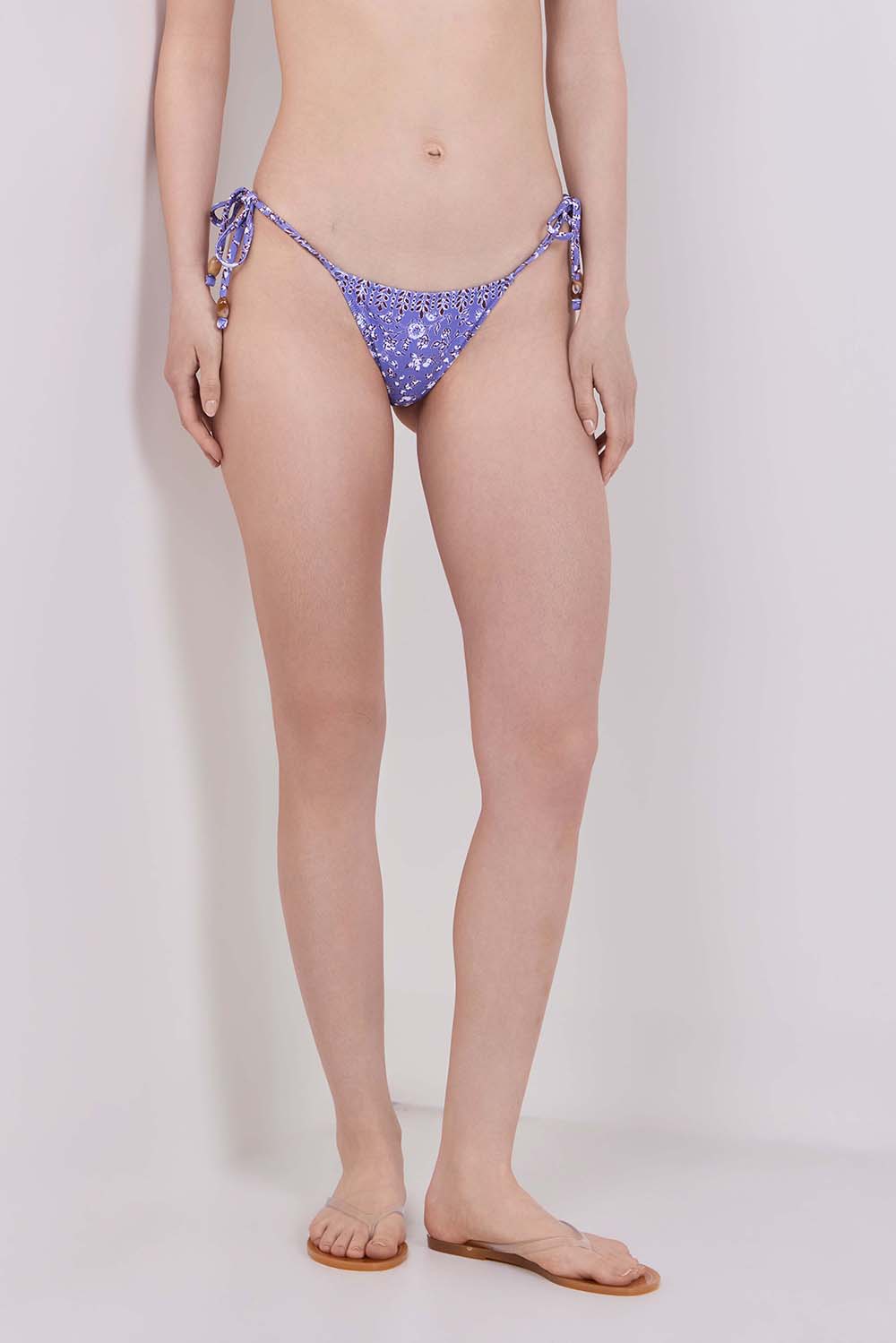 תמונת דוגמן קידמית של תחתוני בקיני פראיה