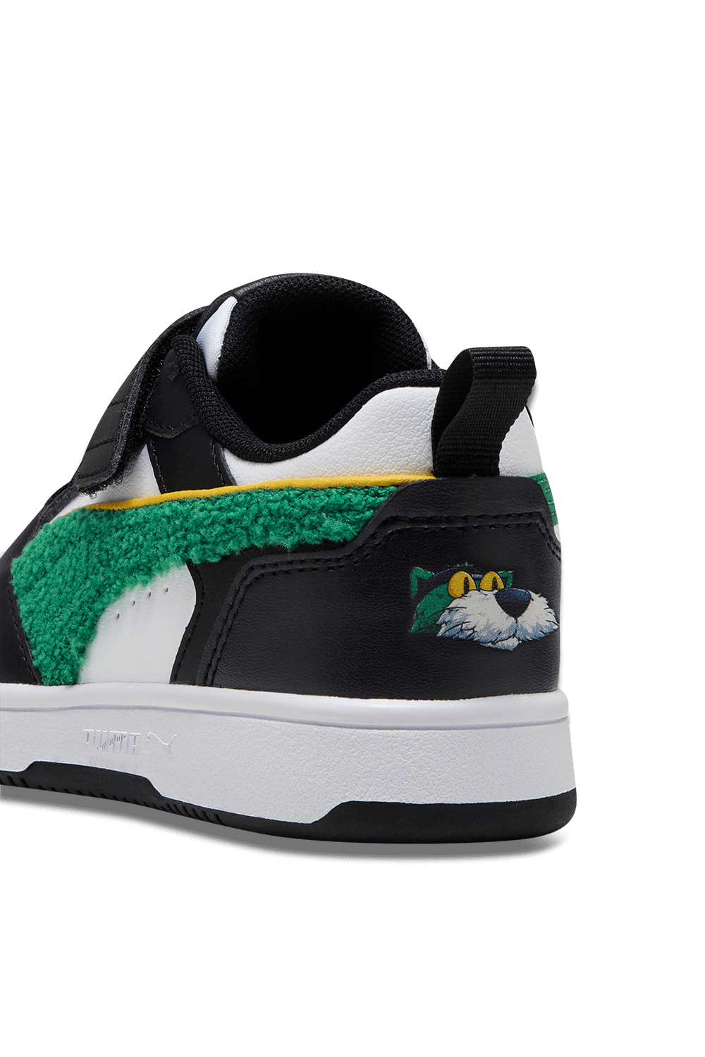 תמונת תקריב של נעלי סניקרס ריבאונד V6 - מידות 21-27