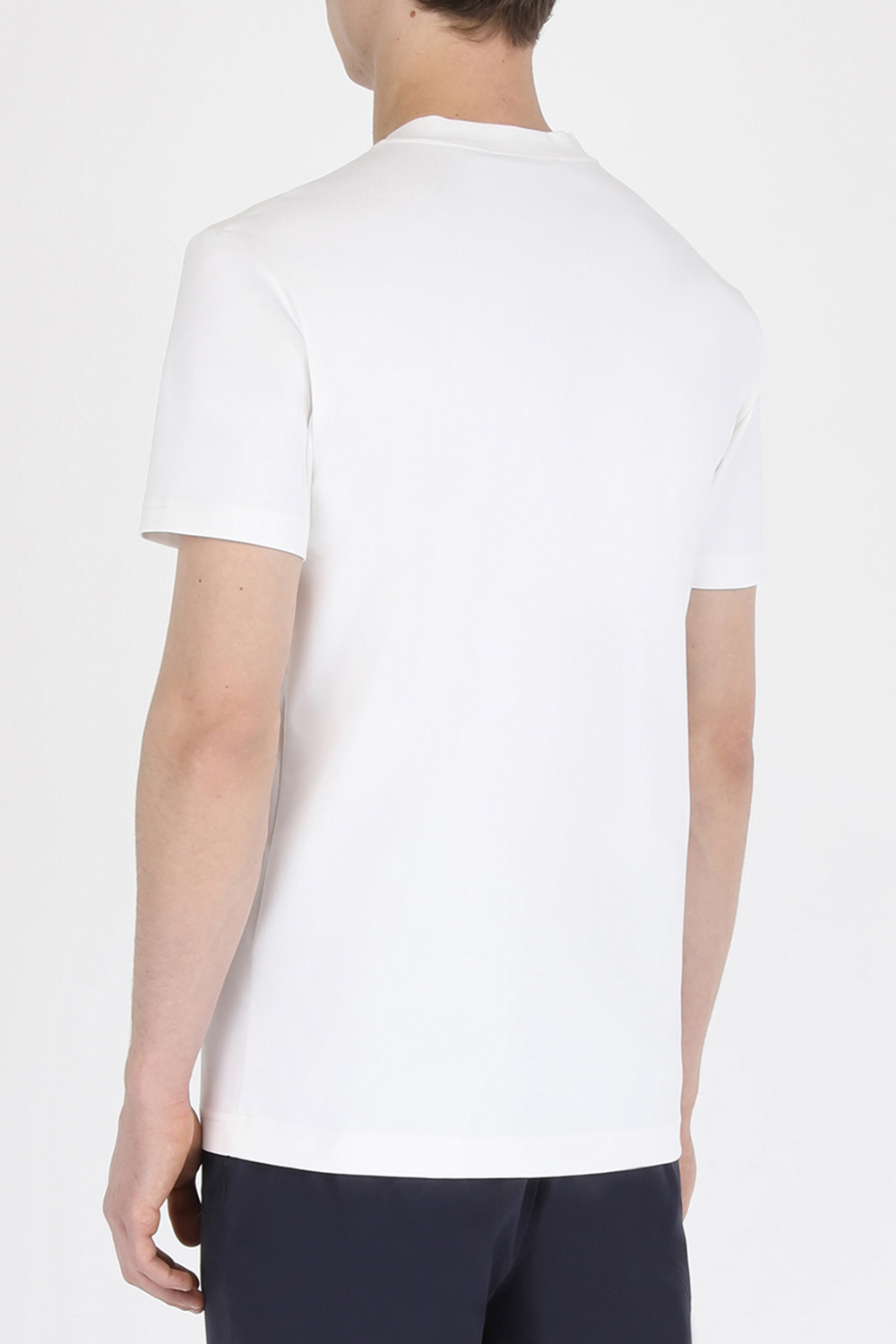 תמונת דוגמן אחורית של Logo Tee in White