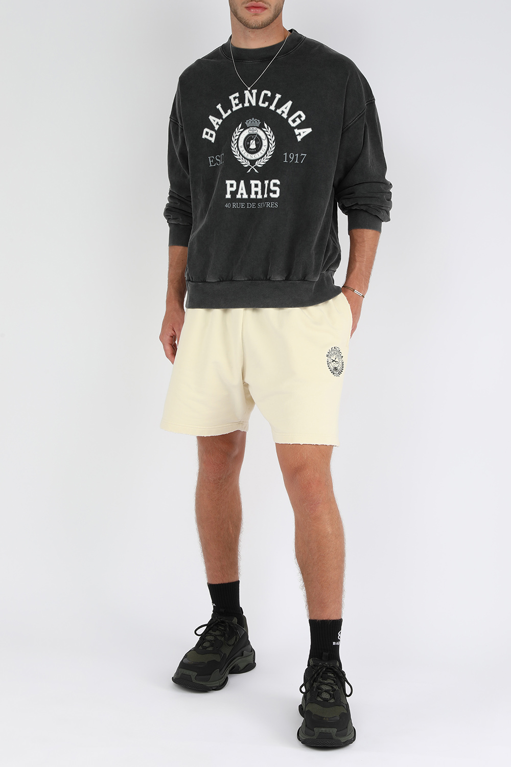 תמונת דוגמן קידמית של שרשרת 1 גרם מכסף עם תליון