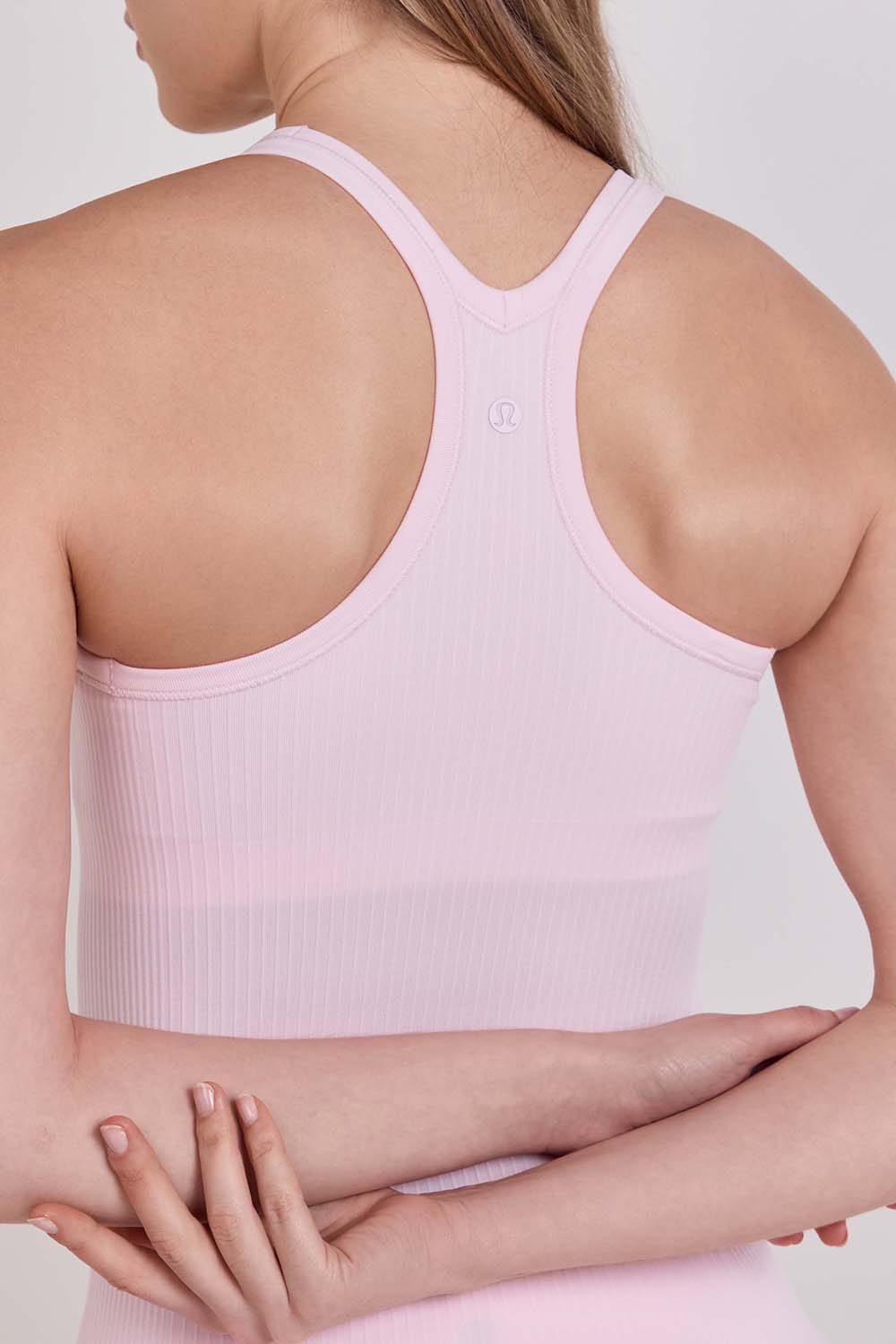 תמונת תקריב דוגמן של Ebb to Street Tank