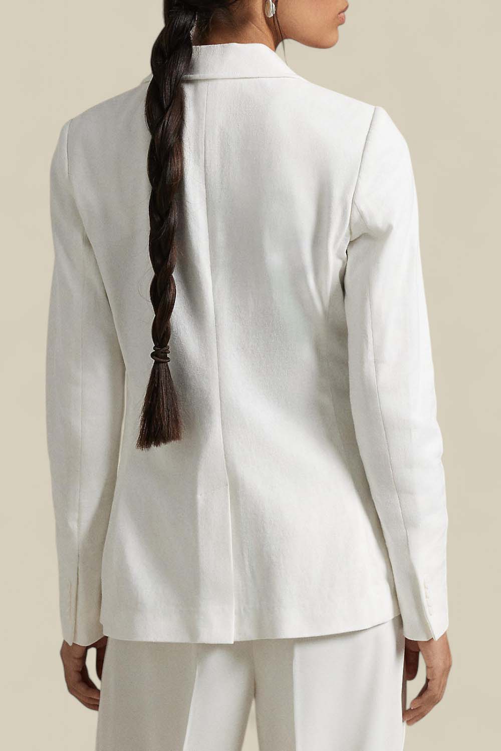 תמונת דוגמן אחורית של ז'קט כותנה