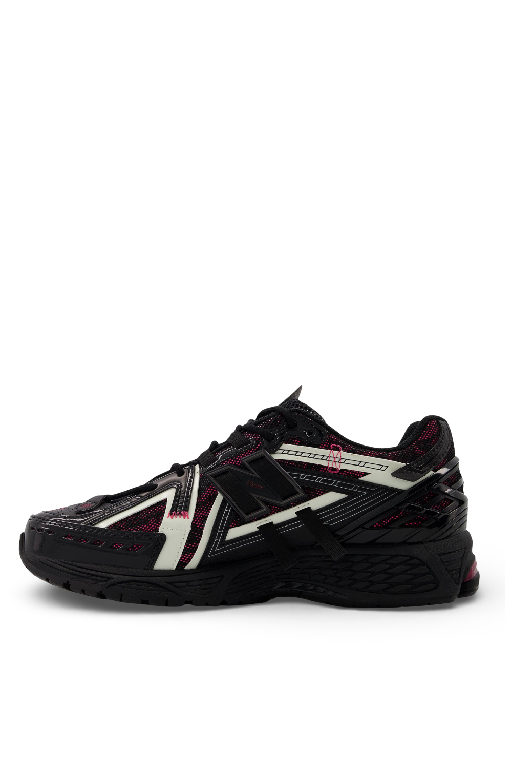 תמונה אחורית של נעלי סניקרס 1906