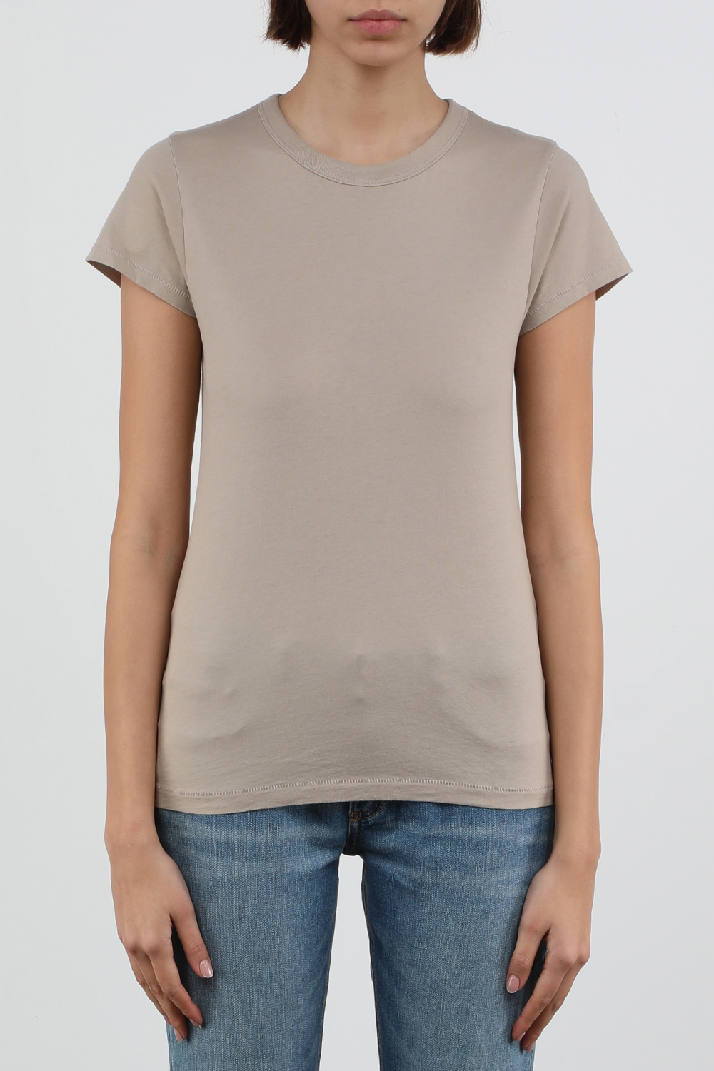 תמונת דוגמן קידמית של חולצת טי בגוון בז'